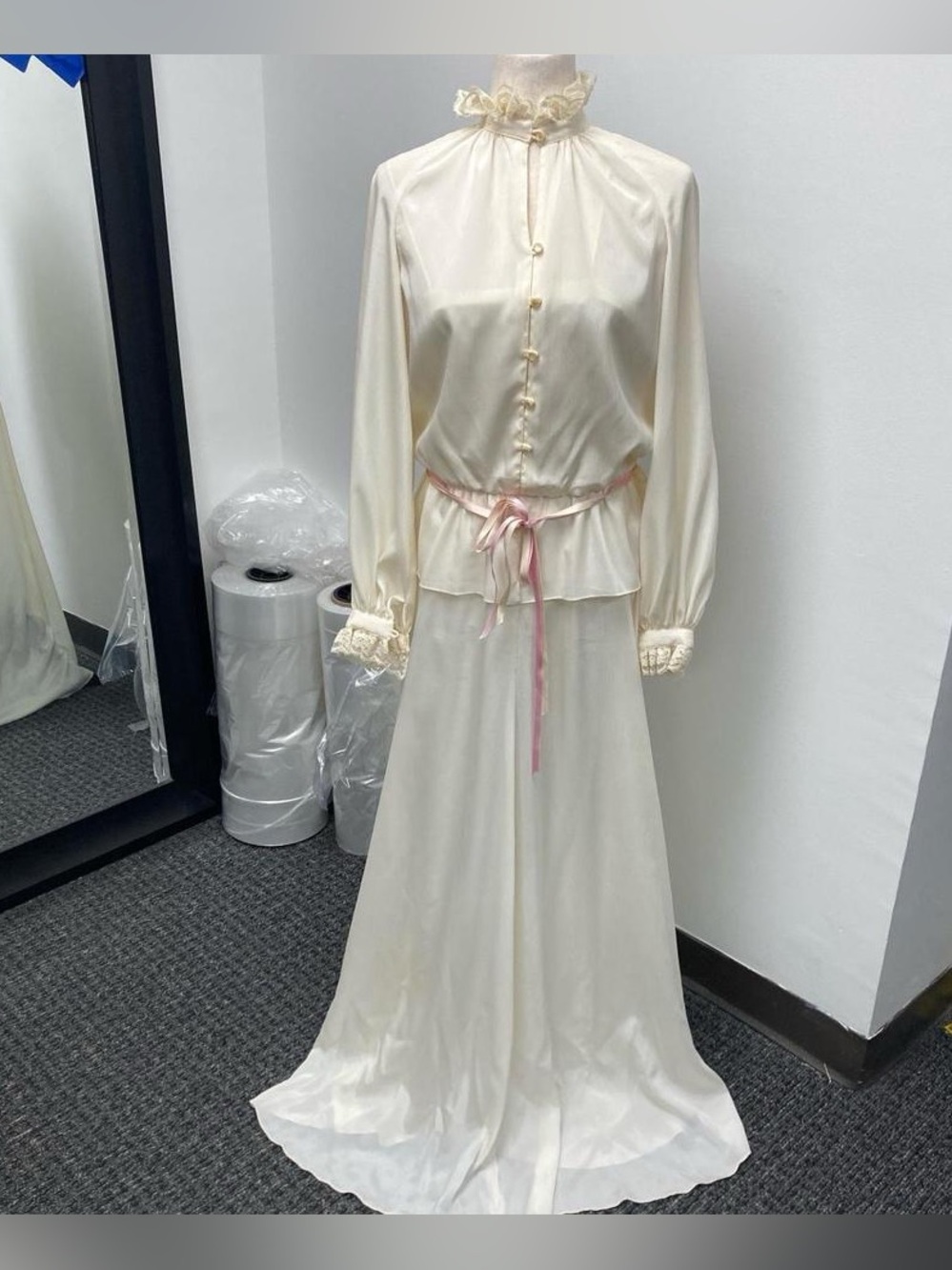 Vintage Prairie Western Cottagecore Cream Gown
